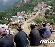 '네팔 인도 중간서 규모 6.6 지진 발생…6명 사망' -로이터