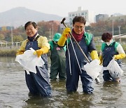 이필형 동대문구청장, 생명사랑 중랑천 가꾸기 정화활동