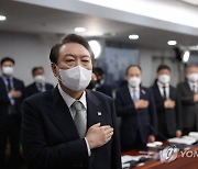 尹대통령, 이태원 참사 속 '경제순방' 성과내기에 방점