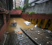 반지하주택 재개발 빨라진다...20년 지나면 '노후 주택' 인정