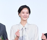 [T포토] 이영진 '수줍게 손하트'