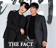 유해진-류준열, '훈훈한 브로맨스' [TF사진관]