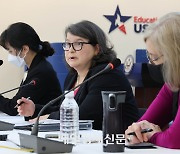 [포토] 기자간담회 가지는 테아 켄들러 차관보