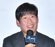 유해진, 멋진 배우의 웃음 [포토엔HD]