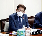 ‘효도차’ 노인·장애인 보행보조용 의자차···안전 사각지대에 놓여