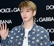 강다니엘, PPL 말실수 사과했지만 여전한 부정여론