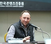 하이브 아메리카 대표 “K콘텐츠, 세계 입맛 맞추기보다 하던 대로”