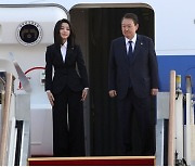 尹, 순방 출국 전날 "막연하게 '정부 책임' 바람직하지 않아"