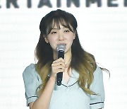 김민아 아나운서, 무대에서 보니까 더 귀엽죠? [포토엔HD]