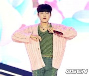 AB6IX 박우진, '스윗한 카리스마' [사진]