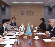 [동정] 한동훈 법무부장관, 유엔난민기구 최고대표 면담