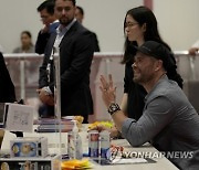 Dubai Chris Hemsworth PopCon