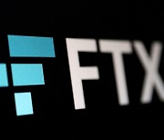 손정의도 FTX 파산신청 쇼크… 日 소프트뱅크, 1300억 손실 추산