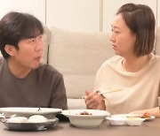 [종합] 장윤정, ♥도경완 카드로 세탁소 1회에 33만원 결제…"몇 십 벌 했길래" 당혹('도장TV')