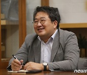 "반려견 산책로부터 동반식당 위치까지 공간정보로 '쏙' 뽑아드립니다"