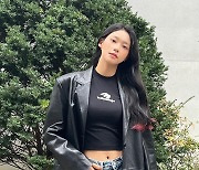 설현, 섹시+러블리의 정석…팬들은 심쿵 [인스타]