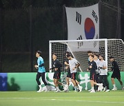 축구대표팀, 카타르 입성해 첫 훈련