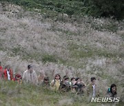 국내 관광시장, 코로나 이전 수준 회복...'한국관광데이터랩'