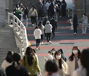 확진 수험생 2400여명 예상…별도 시험장서 응시