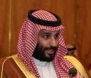 Saudi crown prince to meet with president, and possibly business leaders