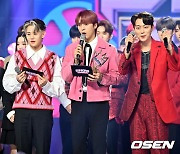 하이라이트,'쇼챔피언 1위!' [사진]