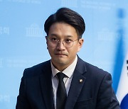 민주, 경호처 '군·경 지휘권' 시행령 비판
