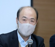 발언하는 김성표 대전세종연구원 선임연구위원