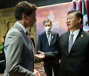 시진핑·트뤼도 G20 회의에서 불편한 관계 노출…시진핑, 비공개 대화 내용 유출에 항의