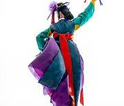 국립무용단, 홀춤과 겹춤으로 전통춤 현재·미래 풀어내다