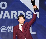 올 프로야구 최고의 별에 키움 이정후···한미일 최초 父子 MVP