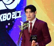 MVP 이정후 ‘이종범 아들이 아닌 이정후 이름 알렸다’ [포토]