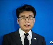 진성준 "국회 예산안 심사가 대선불복? 황당한 주장"