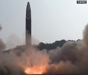 [뉴있저] 北, 15일만에 ICBM 재발사...한미일 공조에 '강대강' 대치 심화?