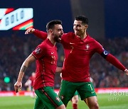 [리뷰] '호날두 결장' 포르투갈, 페르난데스 멀티골로 나이지리아 4-0 대파