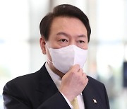 윤 대통령, 외교무대 마무리 자리서 '편협한 언론관'으로 또 논란