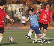 [오마이포토] 22년 만에 열린 여야 축구경기 '이모저모'