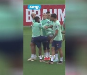 [월드컵 숏츠] 장꾸력 폭발한 '삼바 군단'…유쾌한 분위기의 브라질 축구대표팀 훈련장