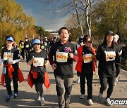 마라톤 뛰는 조희연 교육감