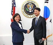 통상본부장·USTR대표 전기차 논의…美 "한국 우려 인정"