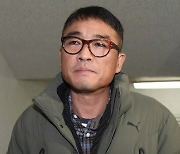 김건모, 3년 만 성폭행 누명 벗어… "활동 재개할 것"