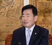 발언하는 김진표 국회의장