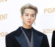 위너 송민호, 오늘 부친상…"빈소 지키는 중"