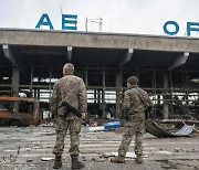우크라이나 “러시아 철수한 헤르손서 고문 장소 발견”
