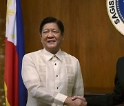 美 부통령, 필리핀서 中 견제‥"남중국해서 공격받으면 개입"