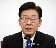 민주당 조응천·박용진 “기소된 김용 직무 정지해야”