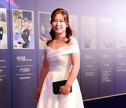 [MD포토] 드레스 입은 홍정민 '수줍은 미소'
