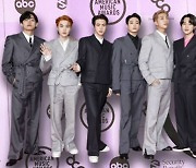 BTS, AMA 5년 연속 수상에 2관왕…'그래미'만 남아