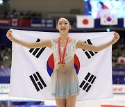 ‘김연아 이후 최초’ 김예림, 시니어 그랑프리 5차대회 金+파이널 진출 확정