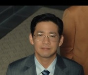 ‘재벌집 막내아들’ 김도현, 야망의 계절