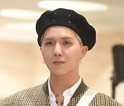 송민호, 오늘(21일) 부친상…"빈소 지키는 중"